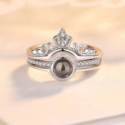 Luxurious Crown Diamond-In-One Projection Ring with High-Definition Gem Projection