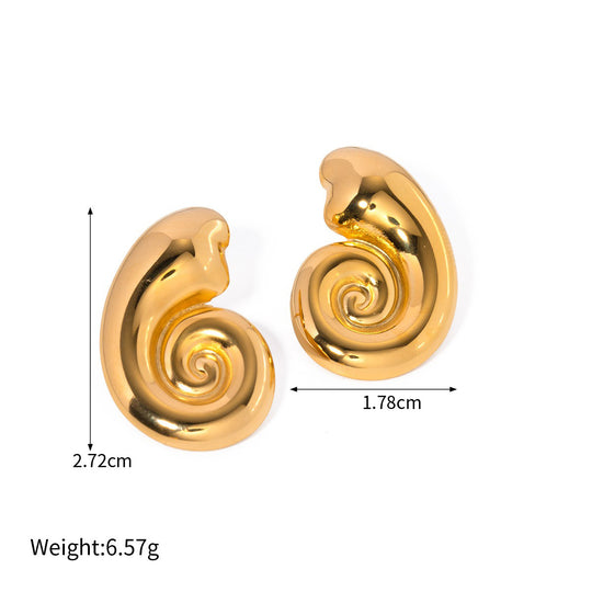 18K Gold Conch/Shell Design Earrings | Beach Style Trend - Fashionable Marine Elements