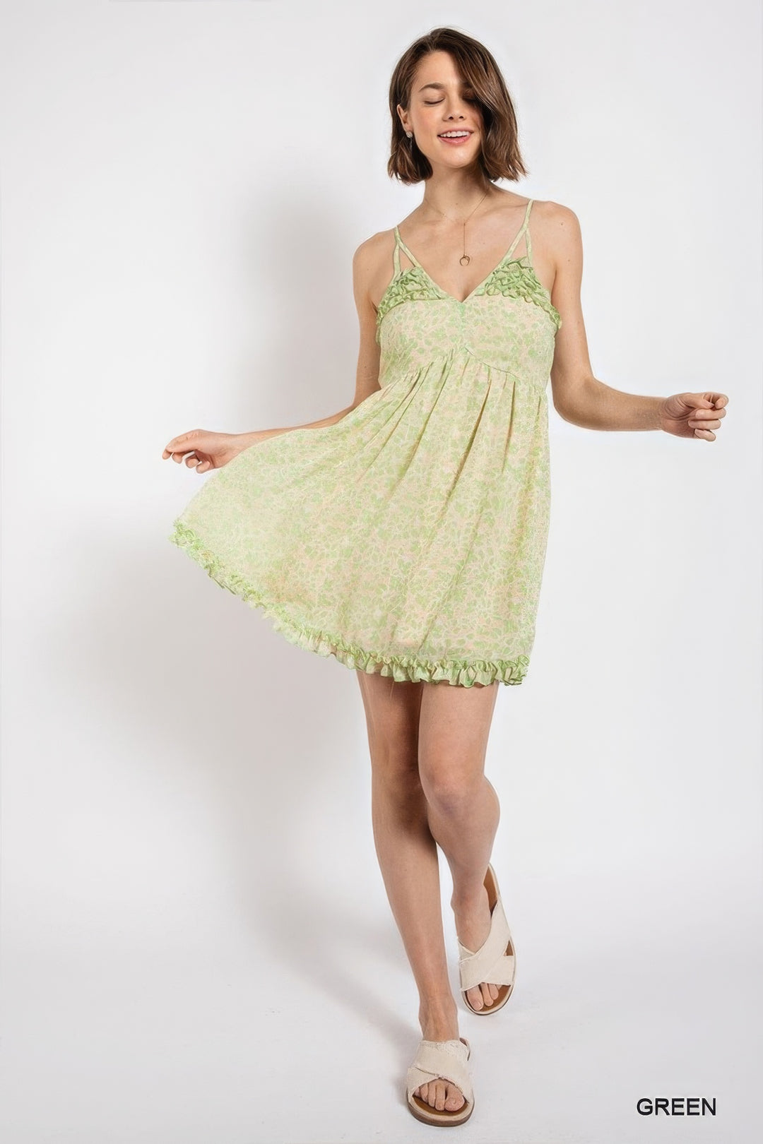Floral Print V-Neck Dress with Skirt Lining - Elegant Green Design - Sizes S, M, L.