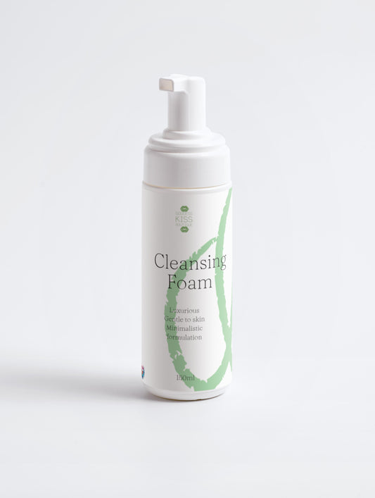 Eco-Friendly Rose & Chamomile Cleansing Foam with Natural Extracts